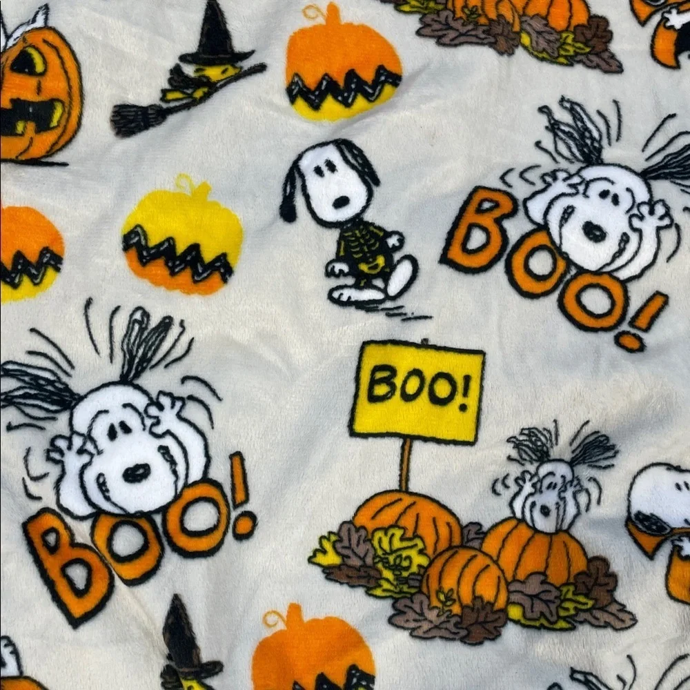 NWT Berkshire Snoopy Peanuts Halloween Pumpkin Dog Pajamas Soft Sz L